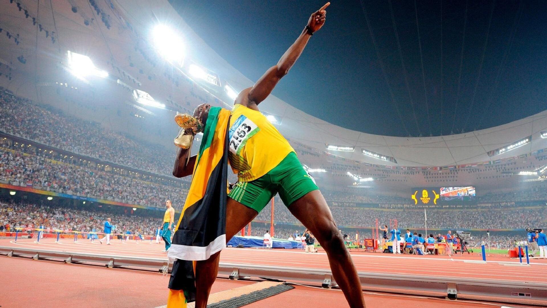 德天空独家,斯塔赫今日接受利兹联体检,转会费2000万欧加浮动条款